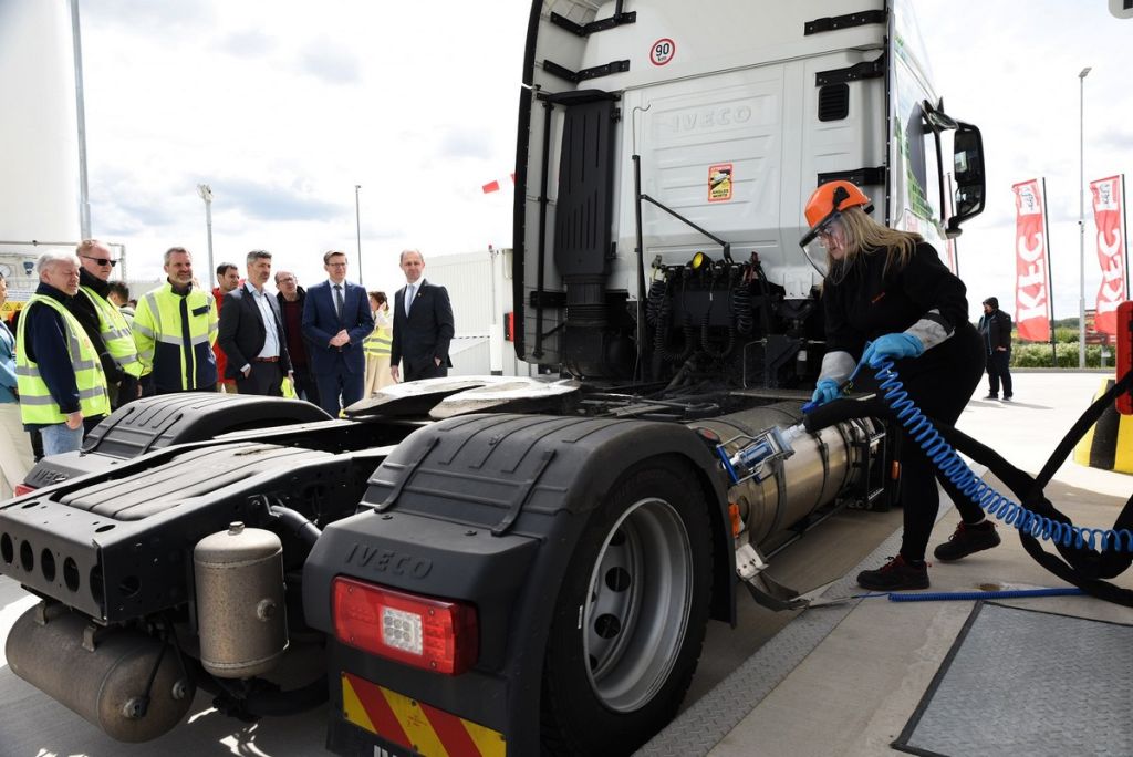 Shell představil první LNG stanici v ČR
