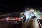 Vhodné osvětlení auta může zabránit nehodě. Přesto čtvrtina řidičů tápe