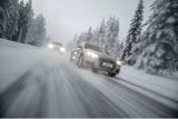 Evropští řidiči považují v zimě za největší riziko rychlou jízdu a jízdu na zasněžených, kluzkých vozovkách