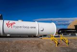Zkoumání práv cestujících a otevření dveří Hyperloopu