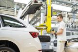 Škoda Auto zlepšuje ergonomii na pracovištích