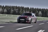 Zahřívací kolo na Nordschleife: nové MINI John Cooper Works GP