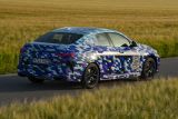 První BMW řady 2 Gran Coupé má pro závěrečné testy speciálně navrženou kamufláž