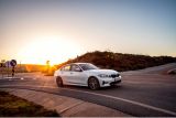 Sportovnější a hospodárnější než dřív díky nejnovější technologii BMW eDrive. BMW 330e Sedan slaví uvedení na trh
