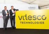 Odhalení loga Vitesco Technologies. Na snímku CEO Vitesco Technologies Andreas Wolf a CFO Werner Volz.