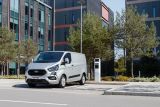 Nový Ford Transit Plug-in Hybrid a Tourneo Custom Plug-in Hybrid