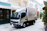 mercedes trucks fuso canter