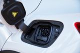 Volvo_Cars_XC40_Recharge_charge