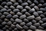 EU vyšetřuje přední výrobce pneumatik