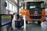 Tatra Phoenix finalni homologace studenty z Pardubickeho kraje